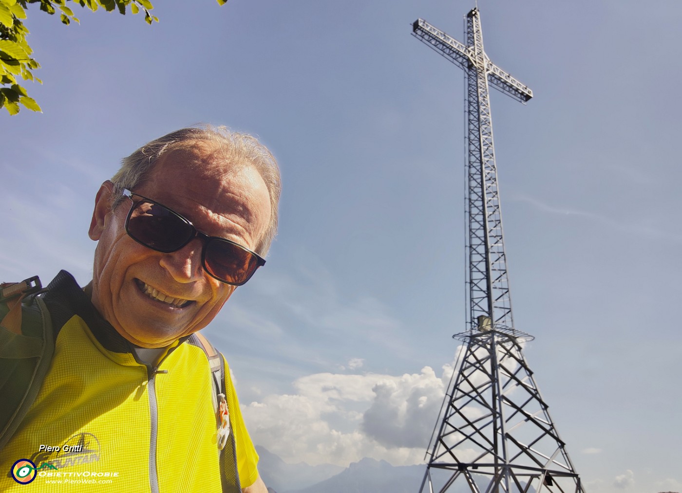 62 Alla croce del Monte Zucco (1232 m).jpg